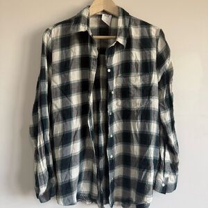 Gap Unisex Green, Navy and White Checkered Button Up Shirt